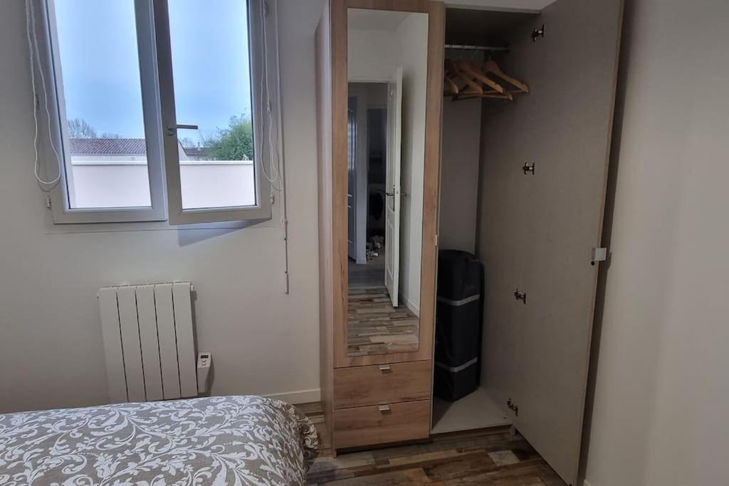 Belle Maison Climatisee Renovee Pac-Man Entre Collegues, Amis, Famille - Barbecue - Netflix - Prime - Baby Foot 50Cts Saint-Seurin-sur-l'Isle Eksteriør billede