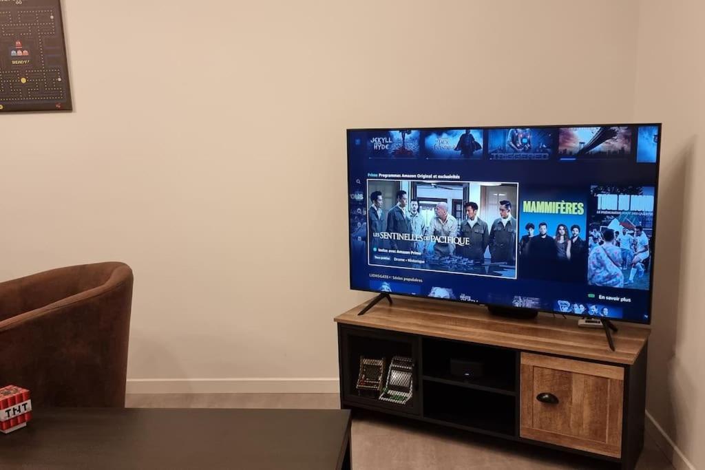 Belle Maison Climatisee Renovee Pac-Man Entre Collegues, Amis, Famille - Barbecue - Netflix - Prime - Baby Foot 50Cts Saint-Seurin-sur-l'Isle Eksteriør billede