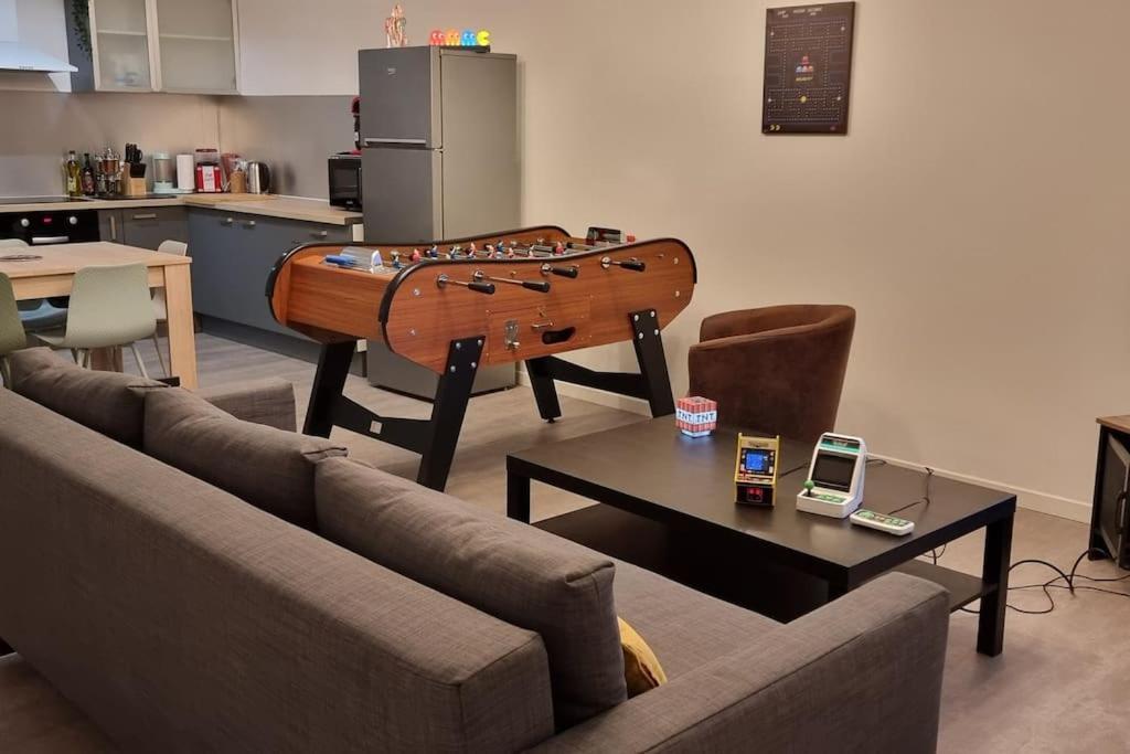 Belle Maison Climatisee Renovee Pac-Man Entre Collegues, Amis, Famille - Barbecue - Netflix - Prime - Baby Foot 50Cts Saint-Seurin-sur-l'Isle Eksteriør billede