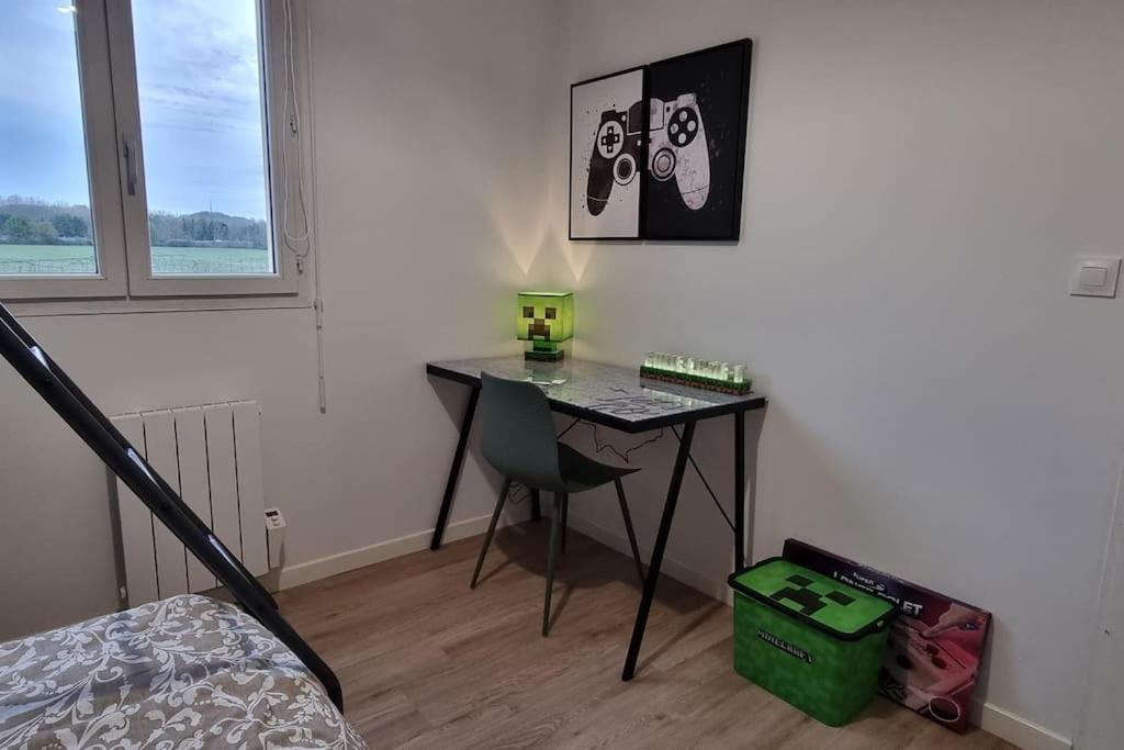 Belle Maison Climatisee Renovee Pac-Man Entre Collegues, Amis, Famille - Barbecue - Netflix - Prime - Baby Foot 50Cts Saint-Seurin-sur-l'Isle Eksteriør billede